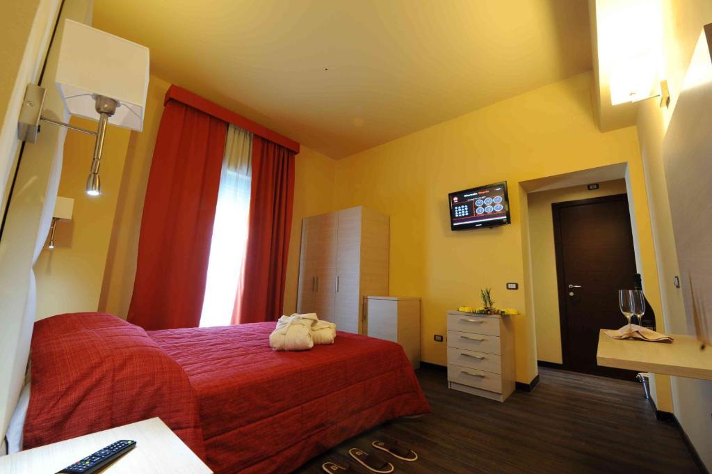 Maiorano Boutique Hotel Manfredonia Room photo