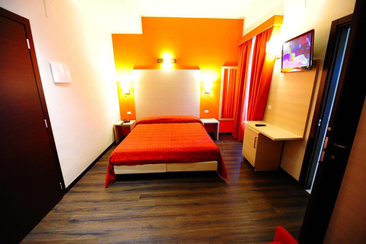 Maiorano Boutique Hotel Manfredonia Room photo